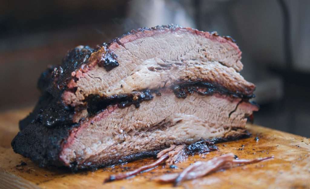 Smoked Meat Wedding Catering Georgia Families Prefer for Large Gatherings
