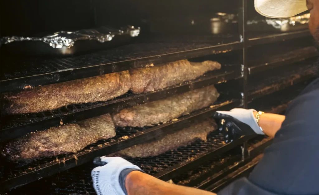 Why-Locals-Choose-Odoms-&-Sons-For-Southern-Barbecue